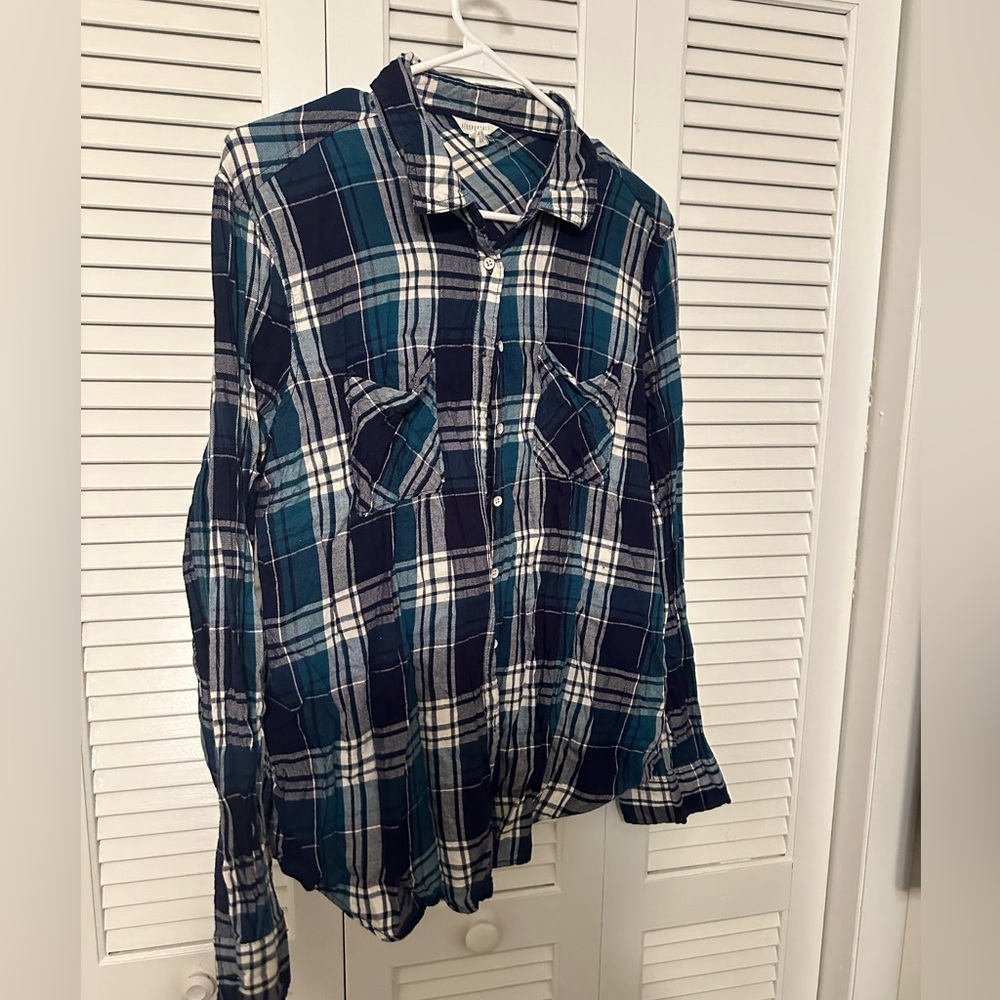 American Eagle Outfitters 2010s blue plaid shirt
